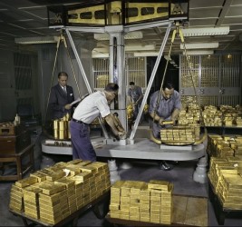 Gold Scales - Federal Reserve Bank of New-York, 1959