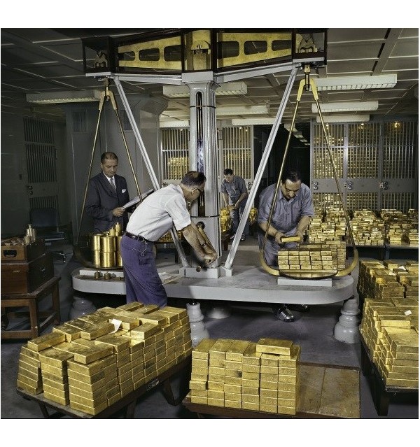 Gold Scales - Federal Reserve Bank of New-York, 1959 - Ormond GIGLI