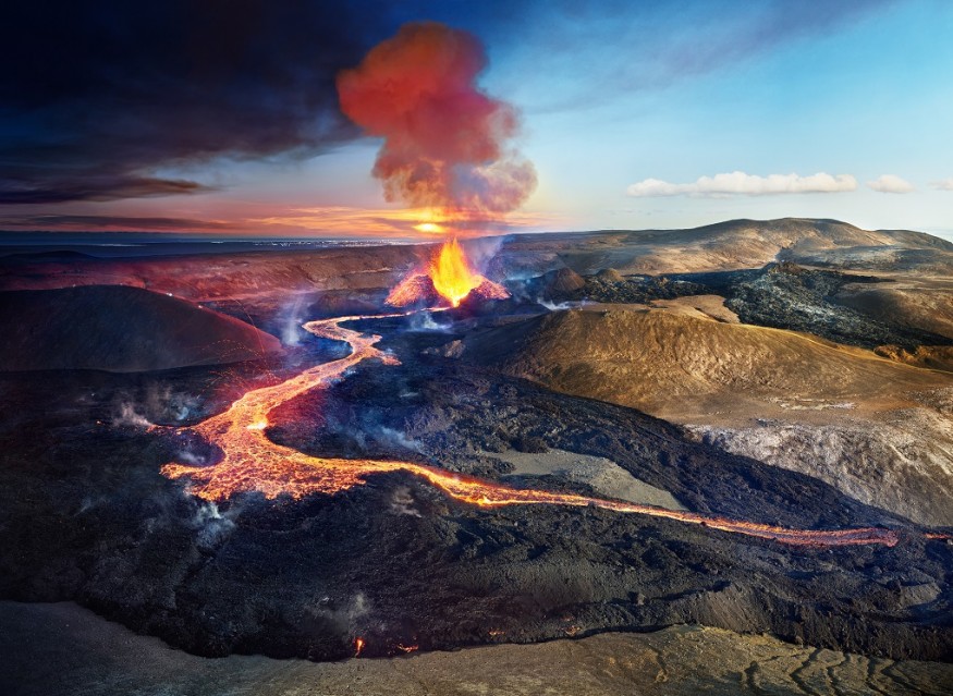 Volcano Fagradalshraun, Iceland, 2021 - Stephen WILKES