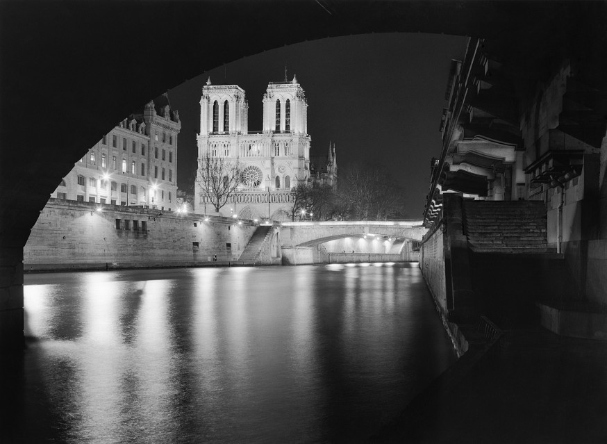 Petit Pont / 2 - Notre Dame - Paris de nuit - Gary ZUERCHER
