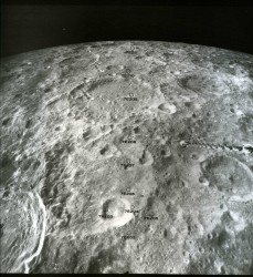 Apollo 16, Itek Panoramic Camera (AS16-M-0752)